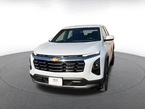 Used 2025 Chevrolet Equinox LT FWD image 7