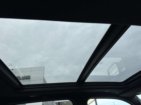 New 2026 RAM 1500 Laramie w/ Night Edition AWD/4WD image 10