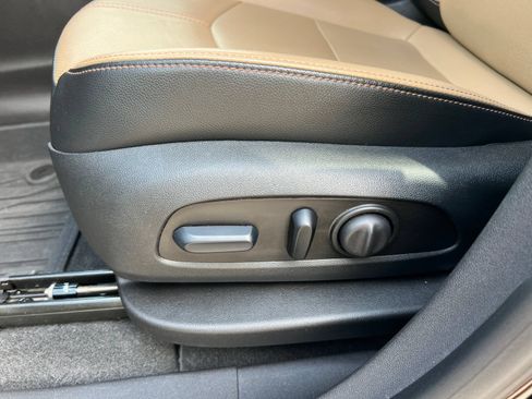 Certified 2024 Chevrolet Equinox Premier FWD image 14