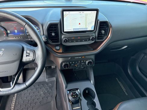 Used 2022 Ford Bronco Sport Outer Banks w/ Tech Package image 8