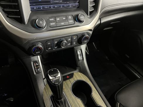 Used 2019 GMC Acadia Denali w/ Technology Package image 16