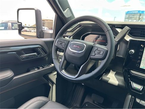 New 2025 GMC Sierra 2500 AT4 w/ AT4 Premium Plus Package image 5