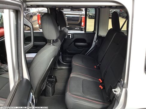Used 2018 Jeep Wrangler Unlimited Rubicon image 13