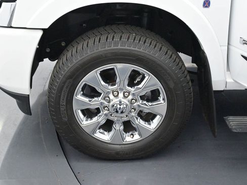 Used 2019 RAM 3500 Limited image 32