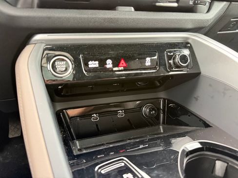 Used 2025 Audi Q5 Premium w/ Convenience Package AWD/4WD image 41