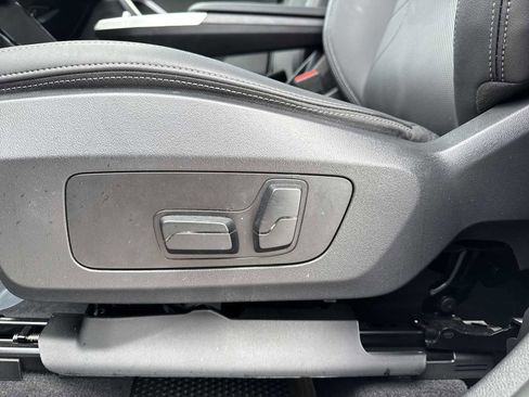 Used 2025 BMW X1 xDrive28i w/ Convenience Package AWD/4WD image 16
