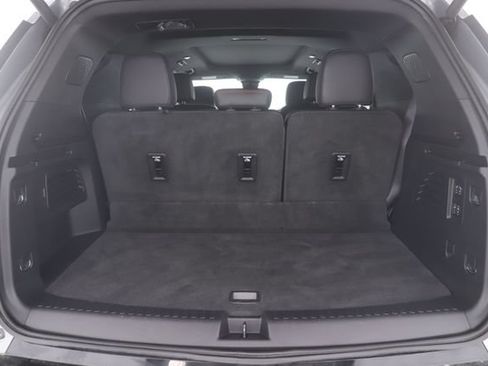 Used 2025 Chevrolet Traverse RS AWD/4WD image 31
