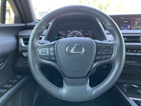 Certified 2021 Lexus UX 250h w/ Premium Package AWD/4WD image 18