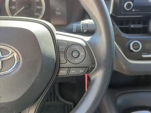Certified 2021 Toyota Corolla LE image 16