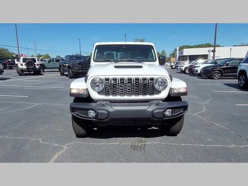 New 2025 Jeep Gladiator Sport image 19