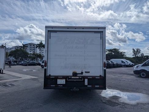 Used 2017 Ford E-350 and Econoline 350 Super Duty image 10