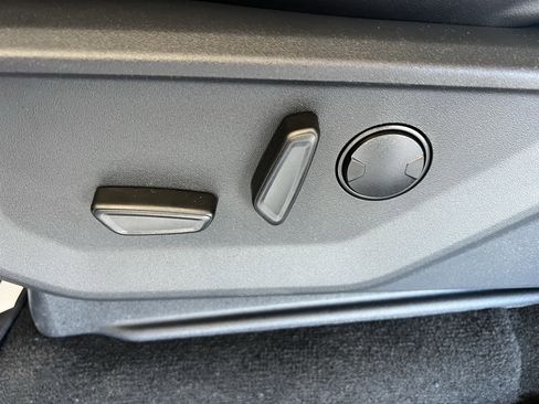 New 2025 Ford Expedition Platinum w/ Stealth Appearance Package image 16