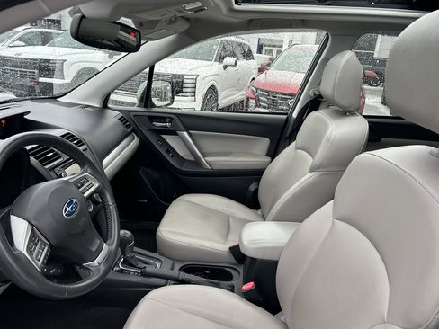 Used 2015 Subaru Forester 2.5i Touring w/ Eyesight & Navigation System image 28