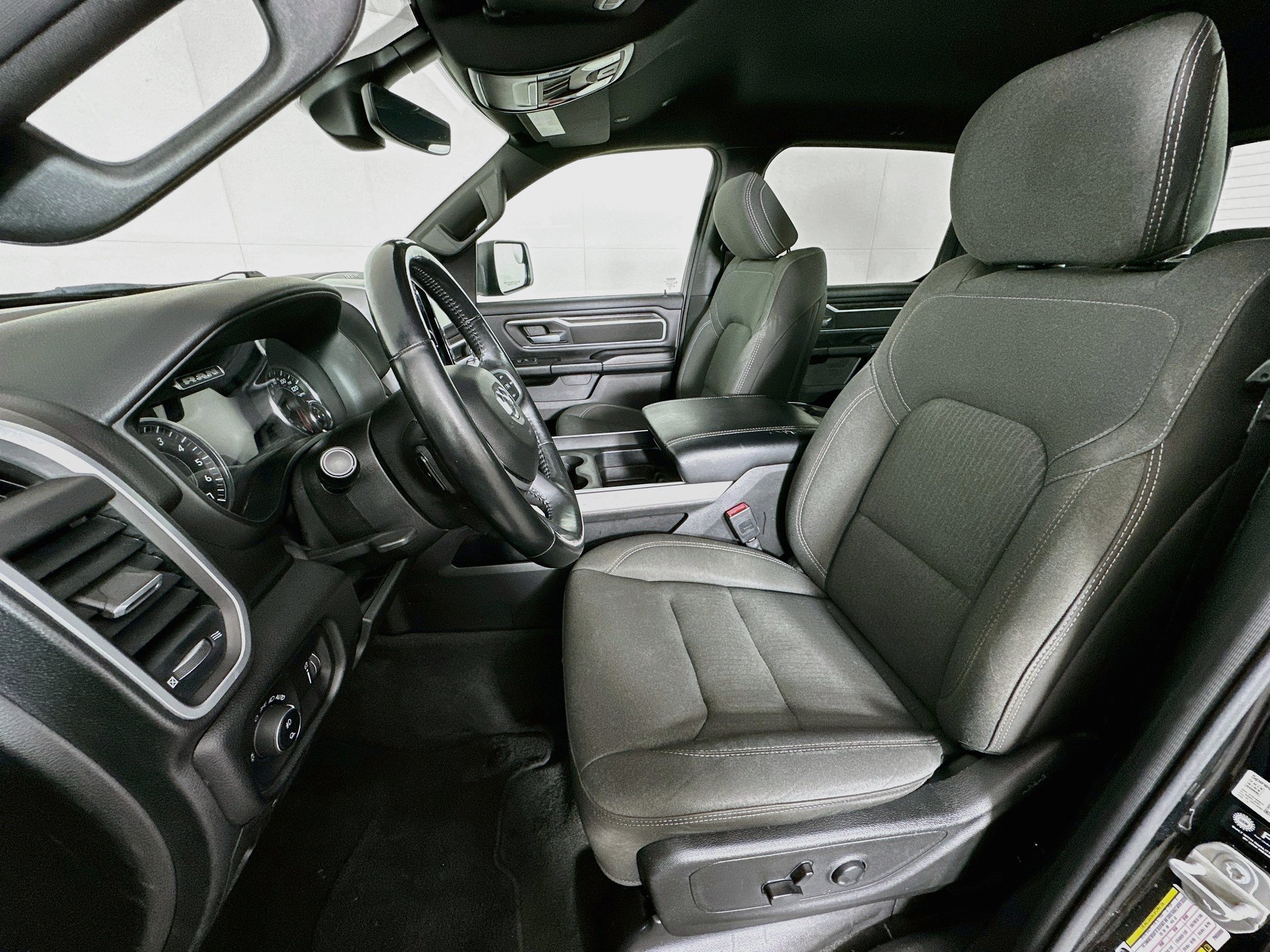 Used 2023 RAM 1500 Big Horn AWD/4WD image 13