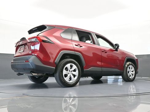 Used 2024 Toyota RAV4 LE image 61