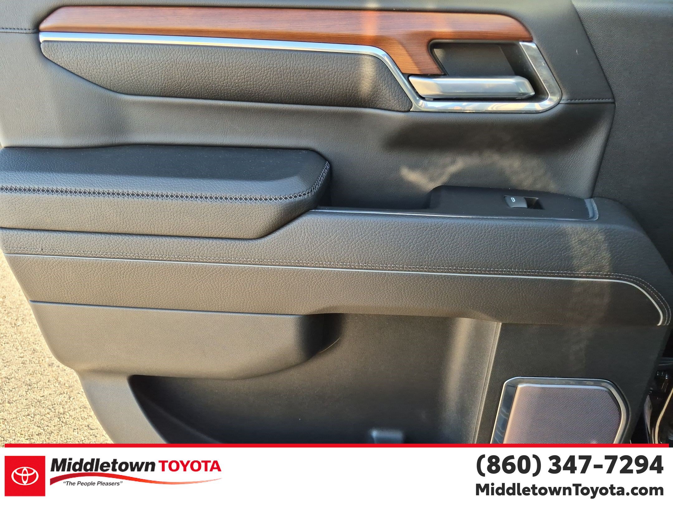 Used 2022 GMC Sierra 1500 Denali AWD/4WD image 29