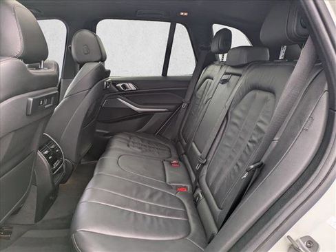 Used 2019 BMW X5 xDrive40i w/ M Sport Package image 19