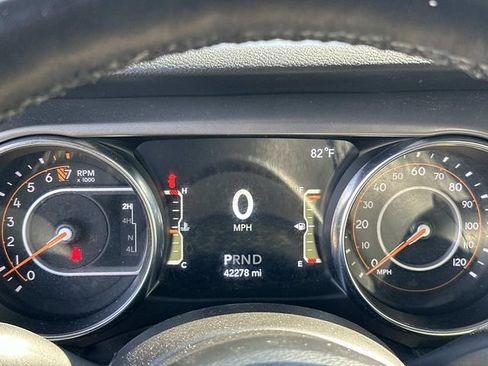 Used 2022 Jeep Wrangler Unlimited Sport AWD/4WD image 30
