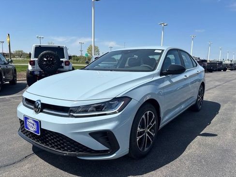 New 2026 Volkswagen Jetta Sport FWD image 10