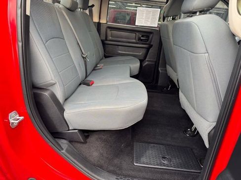 Used 2015 RAM 1500 Express image 28