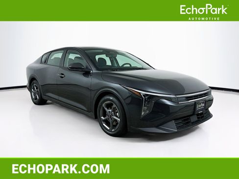 Used 2025 Kia K4 FWD image 1