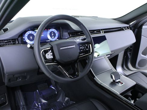 Used 2026 Land Rover Range Rover Evoque S image 21