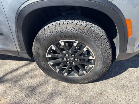 Certified 2024 Chevrolet Traverse Z71 image 2