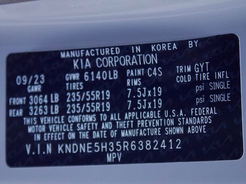 Used 2024 Kia Carnival SX FWD image 25
