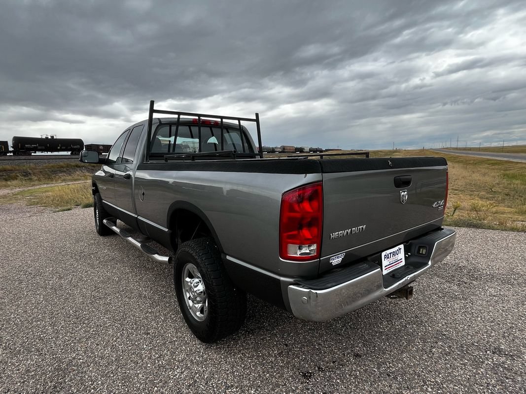 Used 2005 Dodge Ram 2500 Truck SLT AWD/4WD image 3