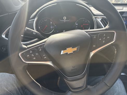 Used 2024 Chevrolet Malibu LT FWD image 14