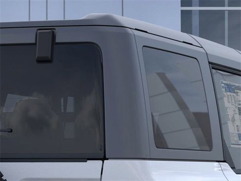 New 2025 Ford Bronco Outer Banks image 25