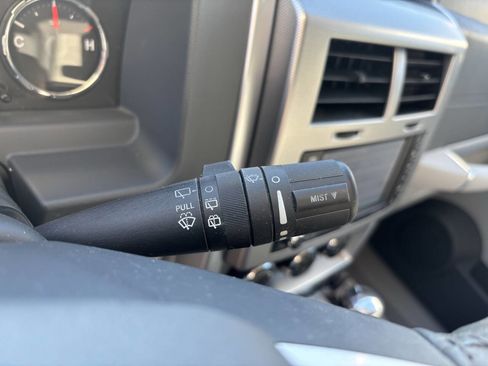 Used 2008 Jeep Liberty Limited w/ Premium Group II image 33