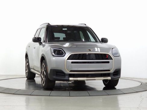 Used 2025 MINI Cooper Countryman S image 1