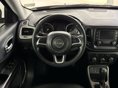 Used 2017 Jeep Compass Latitude w/ Safe & Security Group FWD image 26