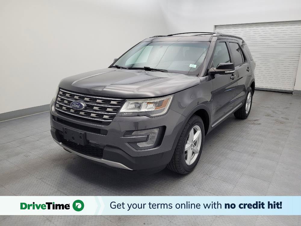 Used 2017 Ford Explorer XLT w/ Equipment Group 202A AWD/4WD image 1