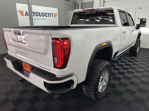 Used 2022 GMC Sierra 2500 Denali w/ Denali Ultimate Package image 9