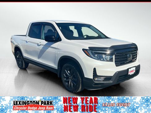 Used 2023 Honda Ridgeline Sport image 1