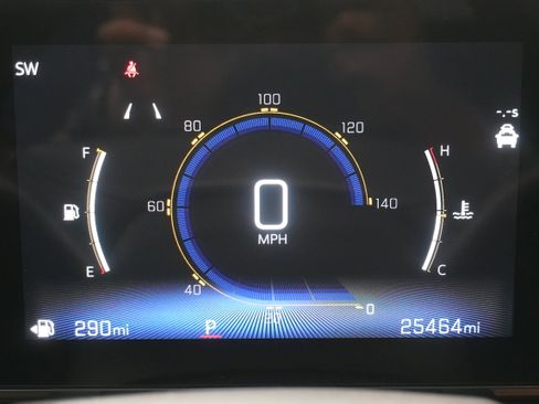Used 2025 Chevrolet Trax ACTIV FWD image 16