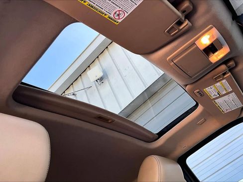 Used 2015 Ford F250 Lariat w/ Lariat Ultimate Package image 14