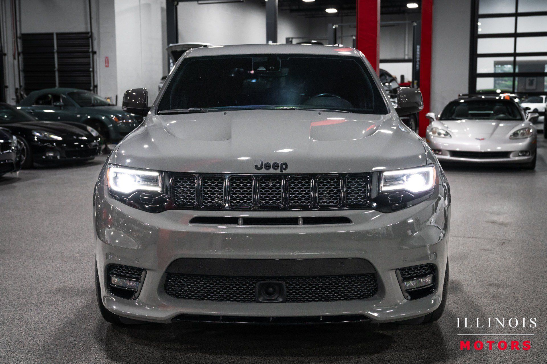 Used 2021 Jeep Grand Cherokee SRT AWD/4WD image 8