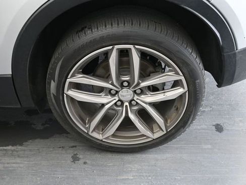 Used 2022 Cadillac XT4 Sport w/ Driver Awareness Package AWD/4WD image 13