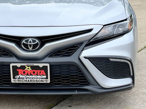 Used 2024 Toyota Camry SE FWD image 8
