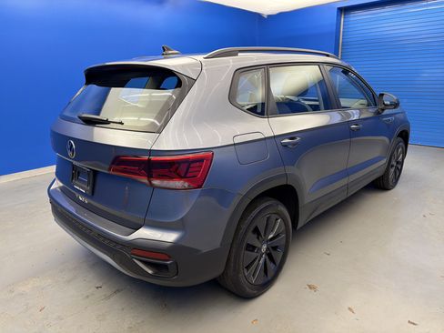 Used 2022 Volkswagen Taos S image 7