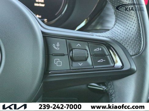 Used 2024 Alfa Romeo Tonale Ti w/ Premium Interior Package image 29