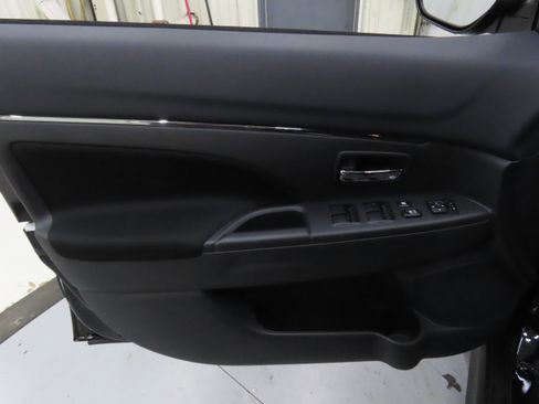 New 2025 Mitsubishi Outlander Sport AWD image 9