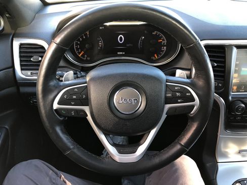 Used 2015 Jeep Grand Cherokee Altitude image 15