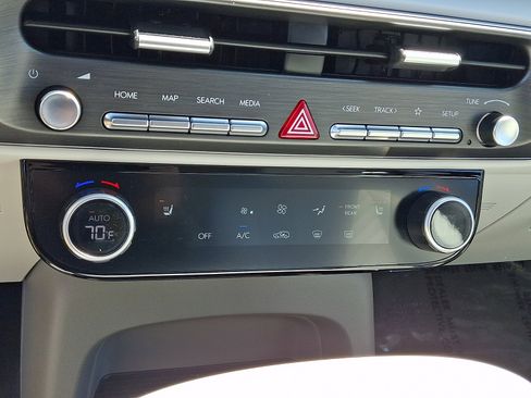 Certified 2026 Hyundai Palisade SEL AWD/4WD image 17