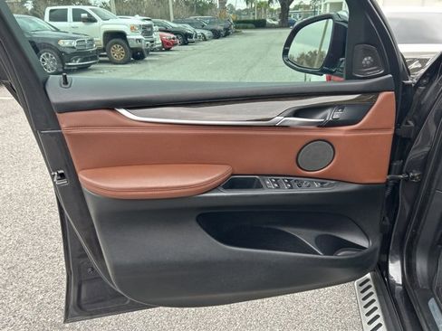 Used 2014 BMW X5 sDrive35i image 9