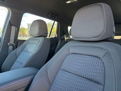 New 2026 Chevrolet Equinox LT image 9