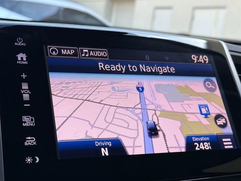 Used 2018 Honda Pilot Elite image 17